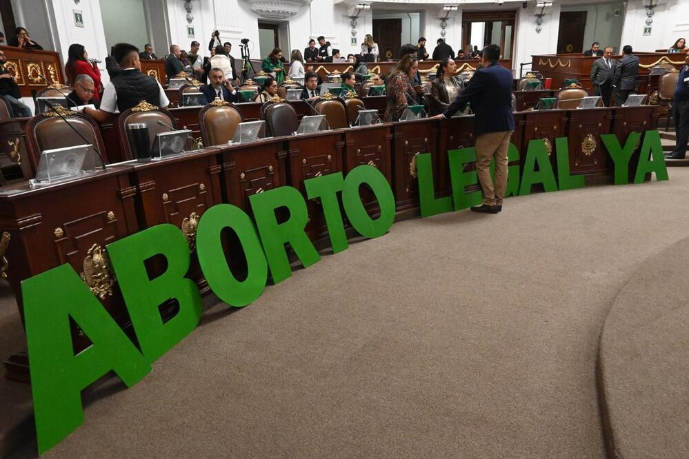 Propuesta para despenalizar por completo el aborto en la CDMX. Foto: Especial
