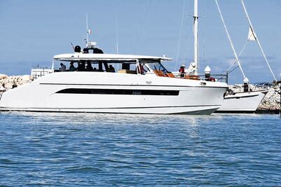 Se reúnen los Calderón-Zavala con Mouriño