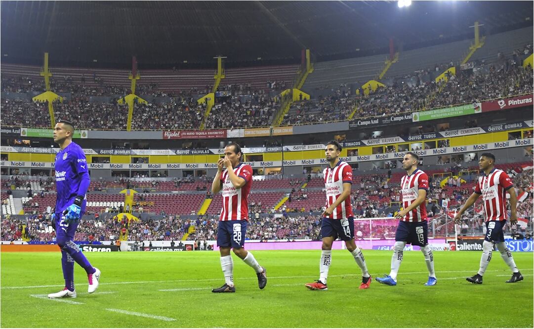 Chivas se enfrenta a Querétaro FOTO: IMAGO