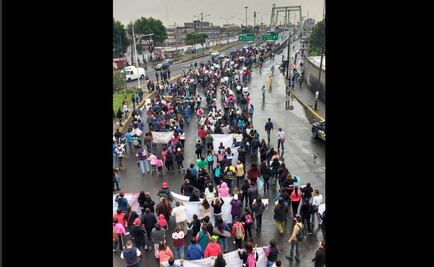 Protestan en Zaragoza en apoyo a la CNTE