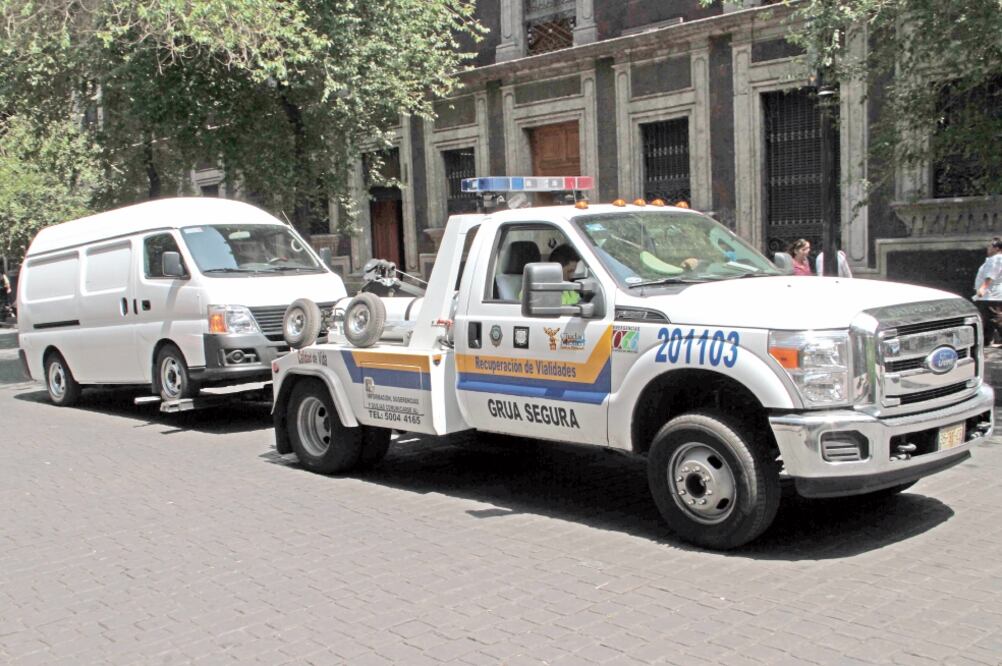 El presidente de la Comisión de Hacienda en la Asamblea, Andrés Atayde, señaló que en la página de la SSP no hay nada relativo a las licitaciones (ARCHIVO EL UNIVERSAL)