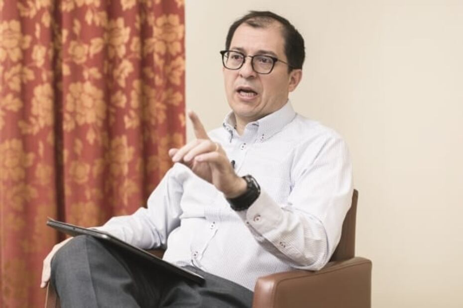 Hay que ir por los capos y sus bienes para acabar con los cárteles: Fiscal de Colombia