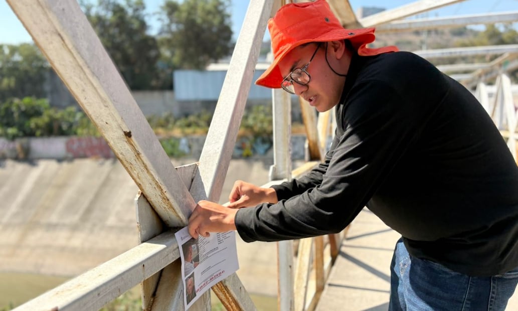 Colectivos, personal voluntario y autoridades realizan búsqueda de personas desaparecidas en el Canal Emisor Poniente, Izcalli. Foto: Arturo Contreras.