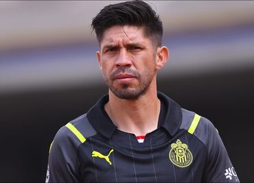 Oribe Peralta seguiría en Chivas, pero con reducción salarial