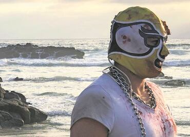 Buscan regresar al ring cine de luchadores