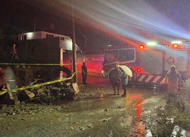Lluvias azotan Tula y Tepeji; colapsan estructuras y vehículos quedan bajo el agua