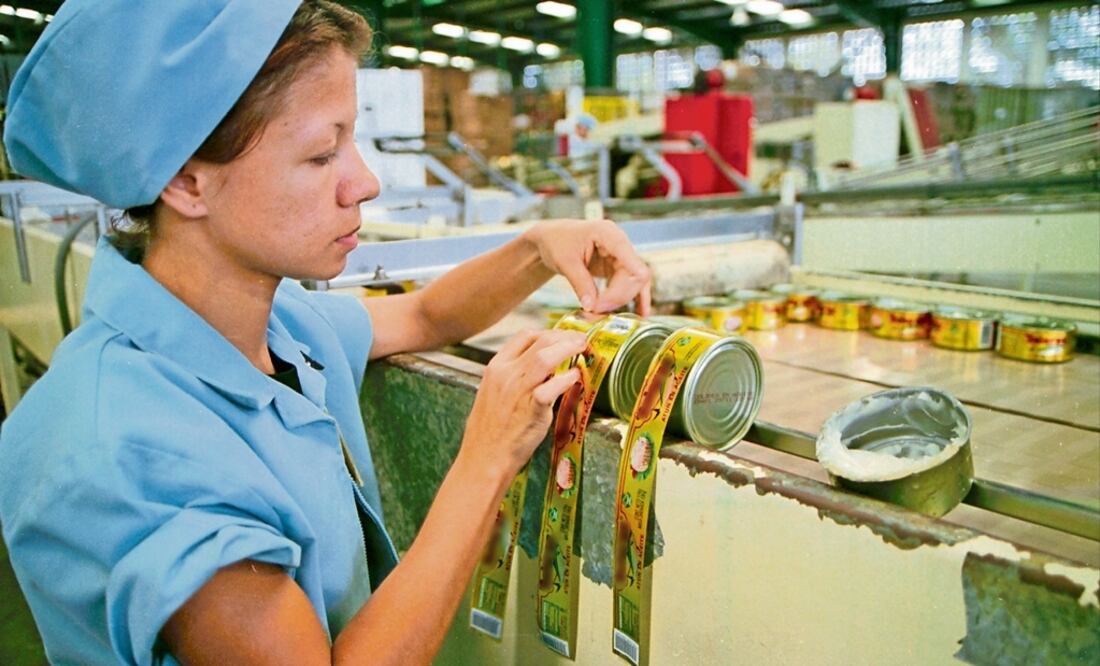 The worst case was that of Aurrera’s yellowfin tuna can with soy protein, packed in both water and oil, with a net product content of 140 grams - Photo: Germán Romero/CUARTOSCURO.COM