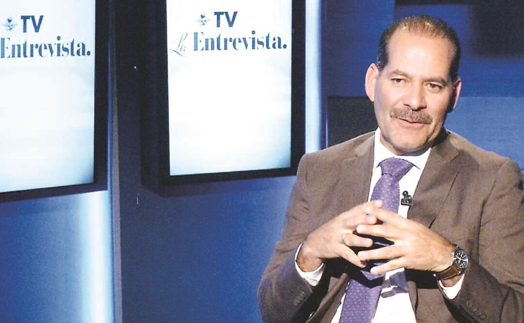 Gabino Cué Monteagudo