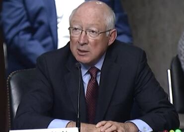 Senado de EU confirma a Ken Salazar como embajador en México