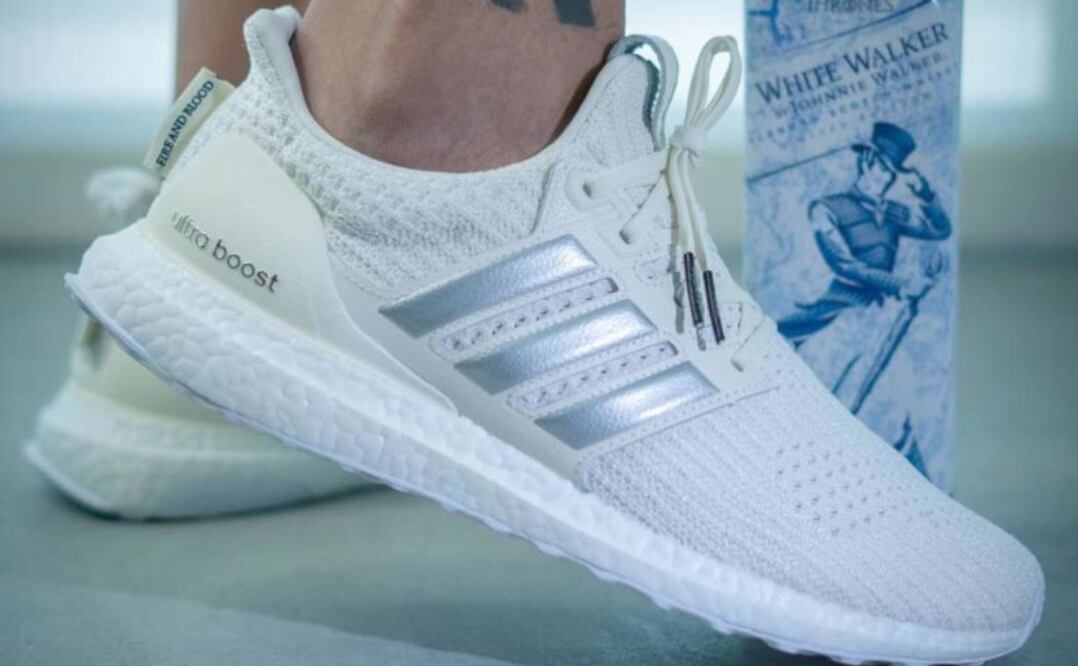 El calzado está inspirado en la serie y posee detalles únicos que cualquier fanático amará. Foto: Cortesía