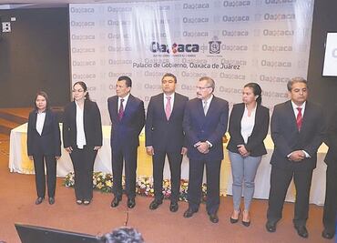 Cambia Murat a nueve miembros de su gabinete