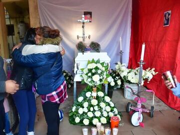 Despiden a Mía, pequeña que murió en derrumbe del Chiquihuite; "no hay esperanza" de hallar a mamá y hermano con vida