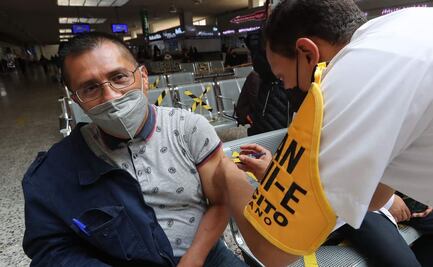 ¡Aprovechan viaje! Aplican refuerzo contra Covid-19 en terminal de autobuses de Toluca