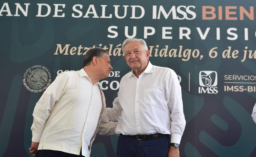 Presidente Andrés Manuel López Obrador acompañado el gobernador de Hidalgo, Julio Menchaca en supervisión de IMSS Bienestar. Foto: Presidencia