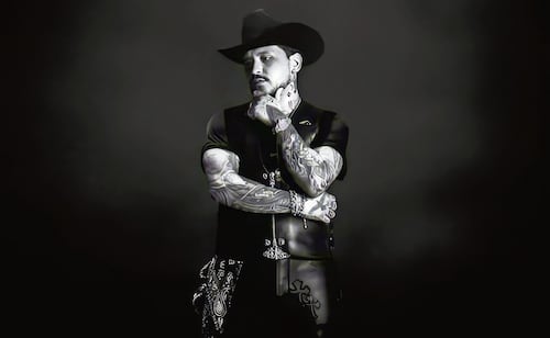 IMPI complica el registro de “El Forajido” de Christian Nodal: Detecta tres nombres similares