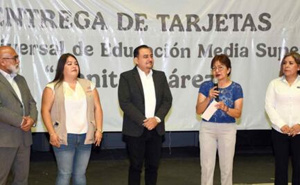 Entregan becas Benito Juárez a más de 2 mil alumnos de la BUAP; buscan evitar abandono escolar