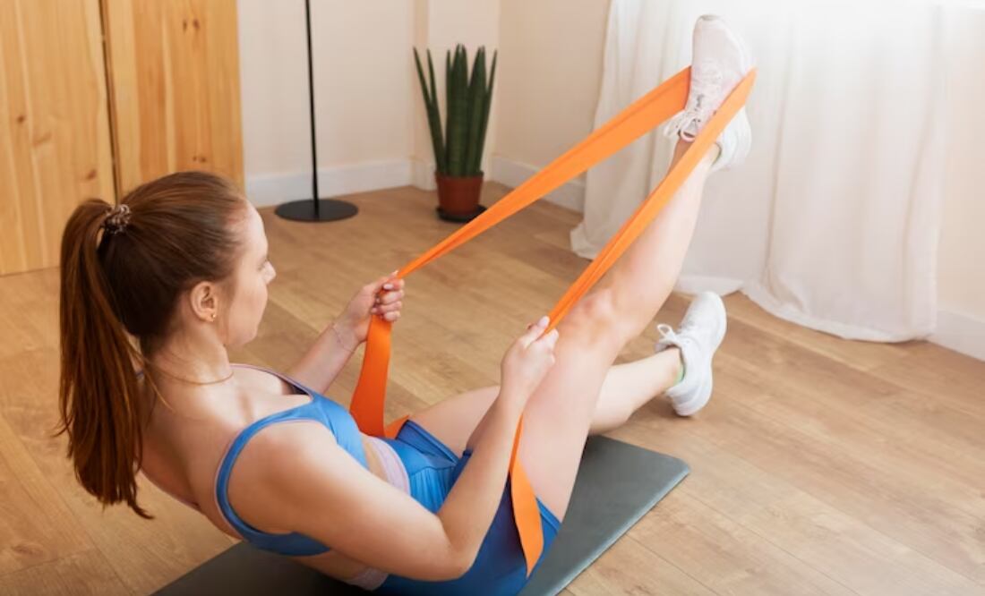 Ejercicios en casa. Fuente: Freepik