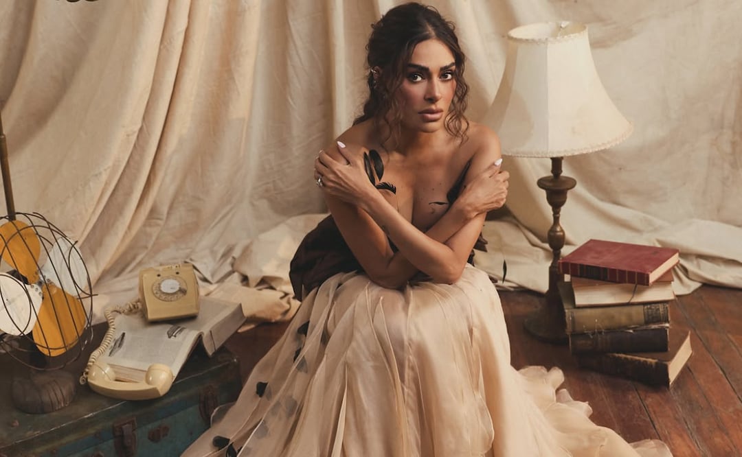 Galilea Montijo luce espectacular vestido de Raquel Orozco. Foto: Instagram @galileamontijo