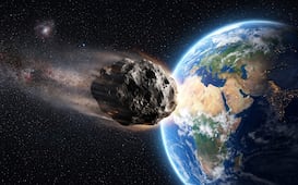 Un asteroide gigante rozará la Tierra: pasará más cerca que algunos satélites. ¿Cuándo?