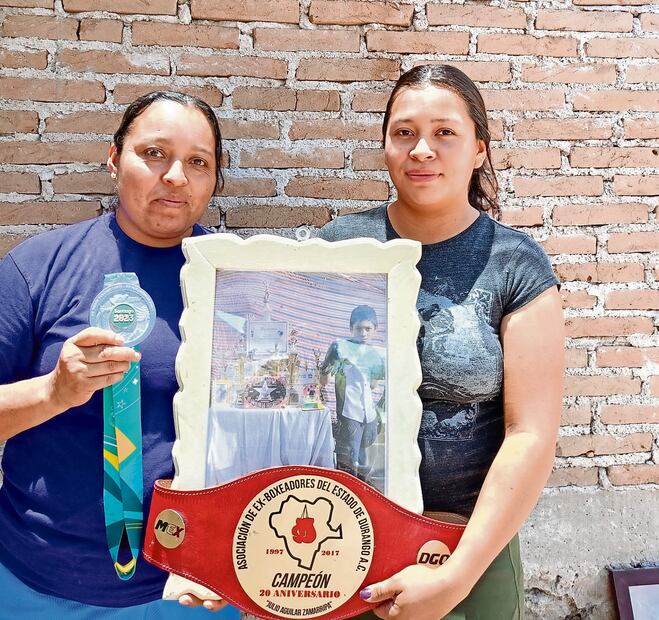 La familia del Piolín Martínez confía en que hará un gran papel en París. Foto: Francisco Rodríguez | El Universal