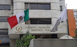 Los cambios administrativos dentro de áreas de la CNDH obedecen más a criterios de cercanía política que a perfiles especializados, opinan expertos. Foto: Gabriel Pano