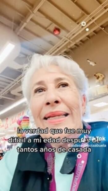 Abuelita celebra su divorcio en TikTok: “hay que vivir y dejar vivir”