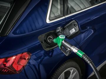 ¿Gasolina verde o roja? Cómo saber cuál lleva mi auto