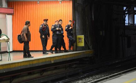 Rescatan a hombre que intentaba suicidarse en el Metro