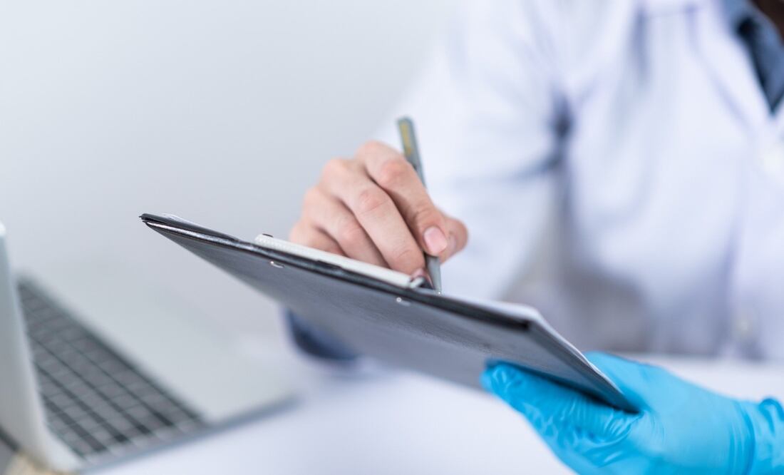 La industria sanitaria tiene que contar con sistemas de seguridad. Imagen Pixabay