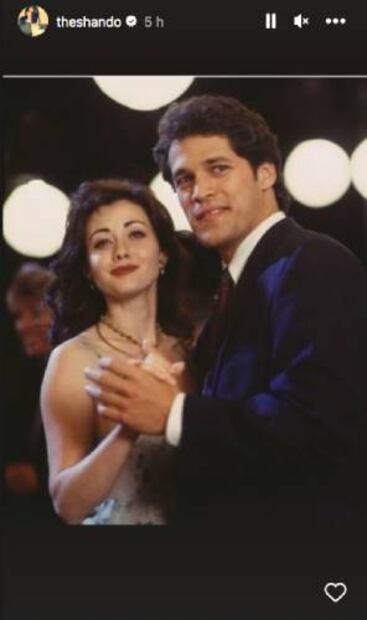 Con esta imagen la actriz despidió a quien fuera su pareja en la ficción. Foto: Instagram
