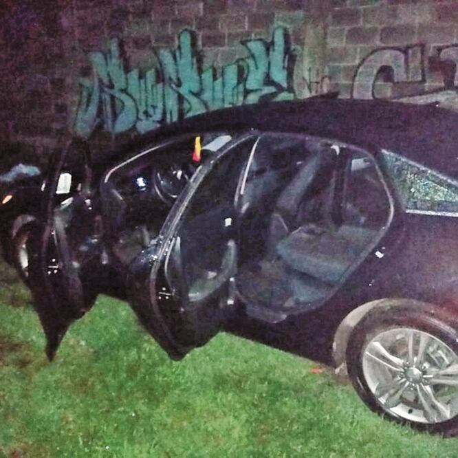 La Policía Municipal de Ixtapaluca encontró ayer el vehículo del edil en un predio abandonado ubicado en la cerrada de Tezontle. ESPECIAL