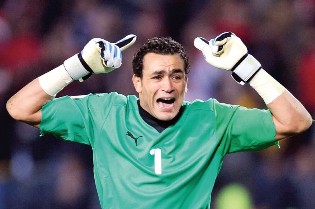 El veterano Essam El-Hadary es titular de los faraones. (KEVORK DJANSEZIAN. GETTY IMAGES)