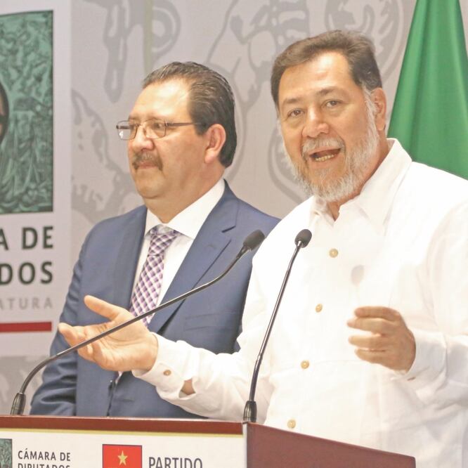 Los diputados Reginaldo Sandoval y Gerardo Fernández Noroña (PT) adelantaron que, de ser necesario, podrían rehacer todo el dictamen de la reforma. Foto: Carlos Mejía/EL UNIVERSAL