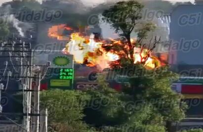 Explota pipa mientras abastecía gas natural al interior de una fábrica en Tulancingo VIDEO