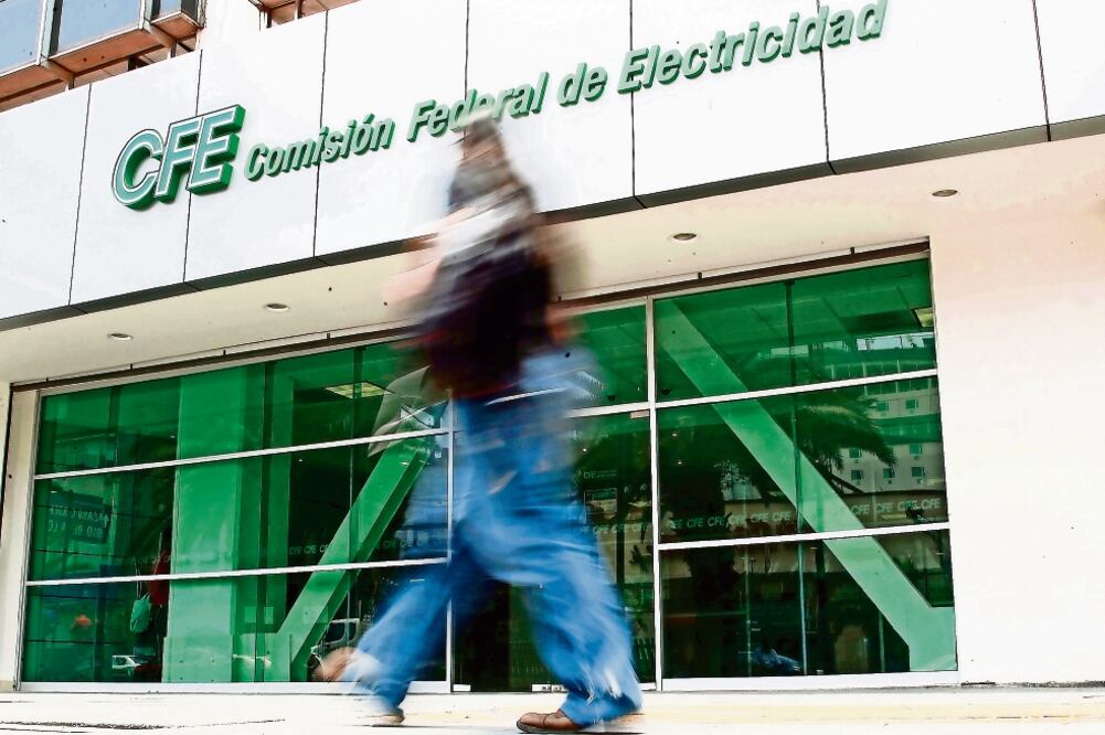 Activos. La CFE precisó que con la Fibra E se mantendrá 100% el control de la transmisión de energía eléctrica (ARCHIVO EL UNIVERSAL)