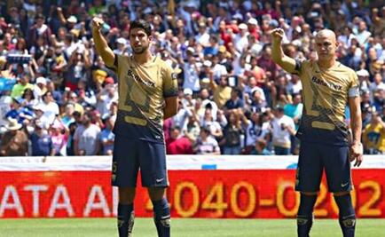 Ni el himno ni levantar el puño son actos fascistas: Graue