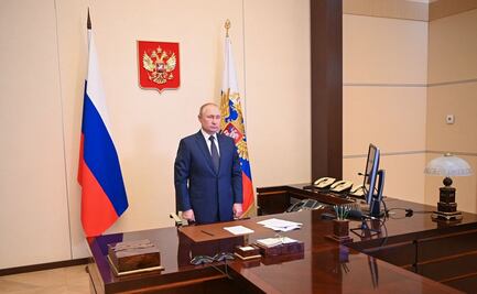 Vladimir Putin firma ley para castigar a quienes publiquen "falsas informaciones" del ejército