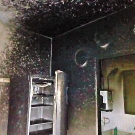 Explosión en pensión deja cuatro heridas