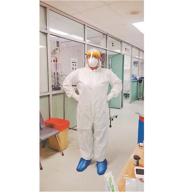 Para Silvia Rosas representa un honor formar parte del personal que atiende a pacientes de coronavirus en el Hospital General de Tijuana. Foto: ARCHIVO EL UNIVERSAL