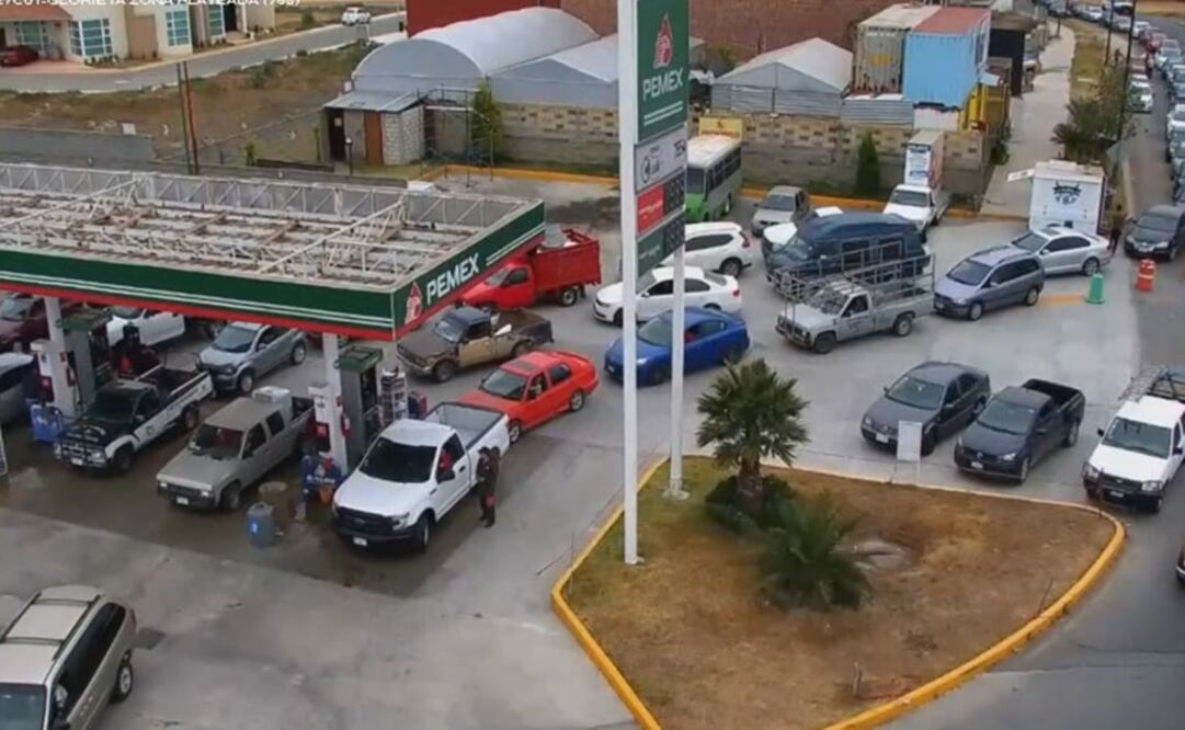 Se informó que la mayor escasez es de gasolina magna, seguida de diésel y posteriormente la Premium. Foto: Especial