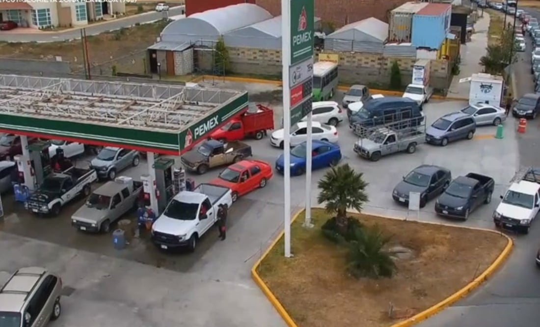 Se informó que la mayor escasez es de gasolina magna, seguida de diésel y posteriormente la Premium. Foto: Especial