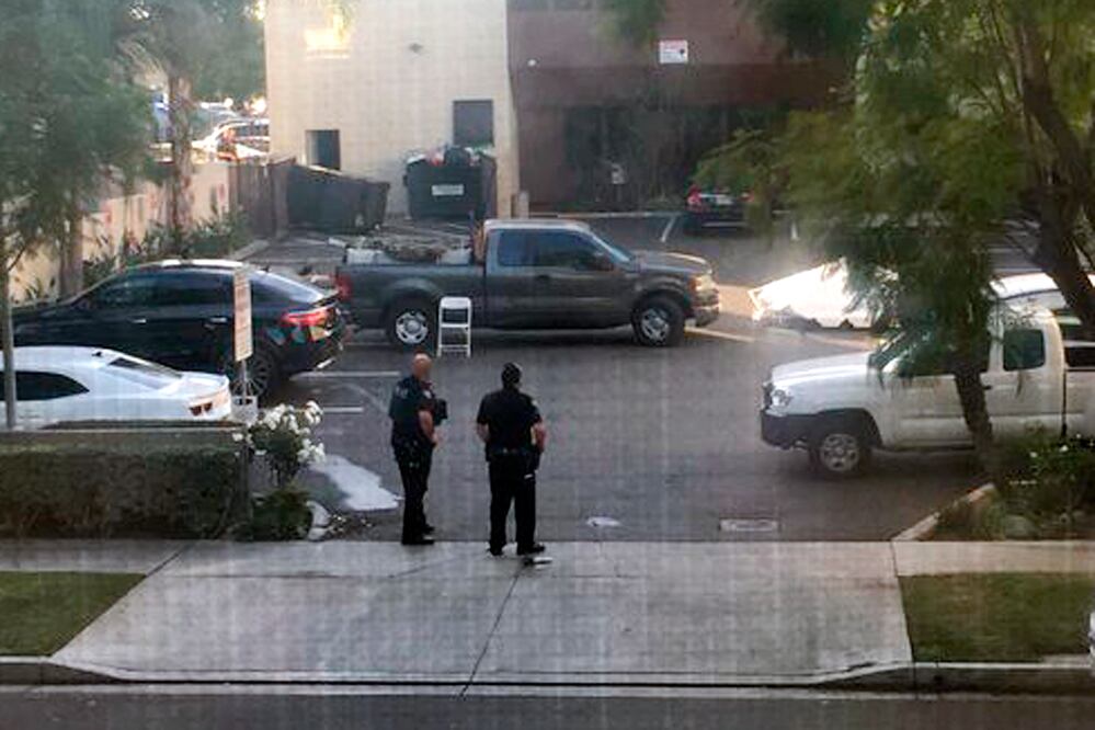 Policía en la escena del tiroteo. (FOTO: Basileus Zeno via AP)