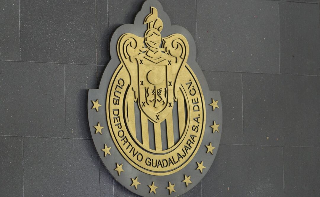 La pobreza de Chivas, la condena de su afición