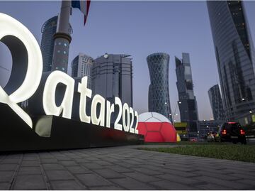 Mujer regala viaje a la Copa del Mundo a su esposo para estar con su amante