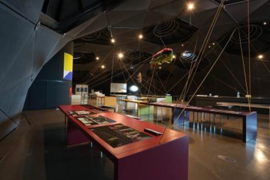 Recorre el Kunsthaus Graz, el museo con forma de amiba gigante en Europa