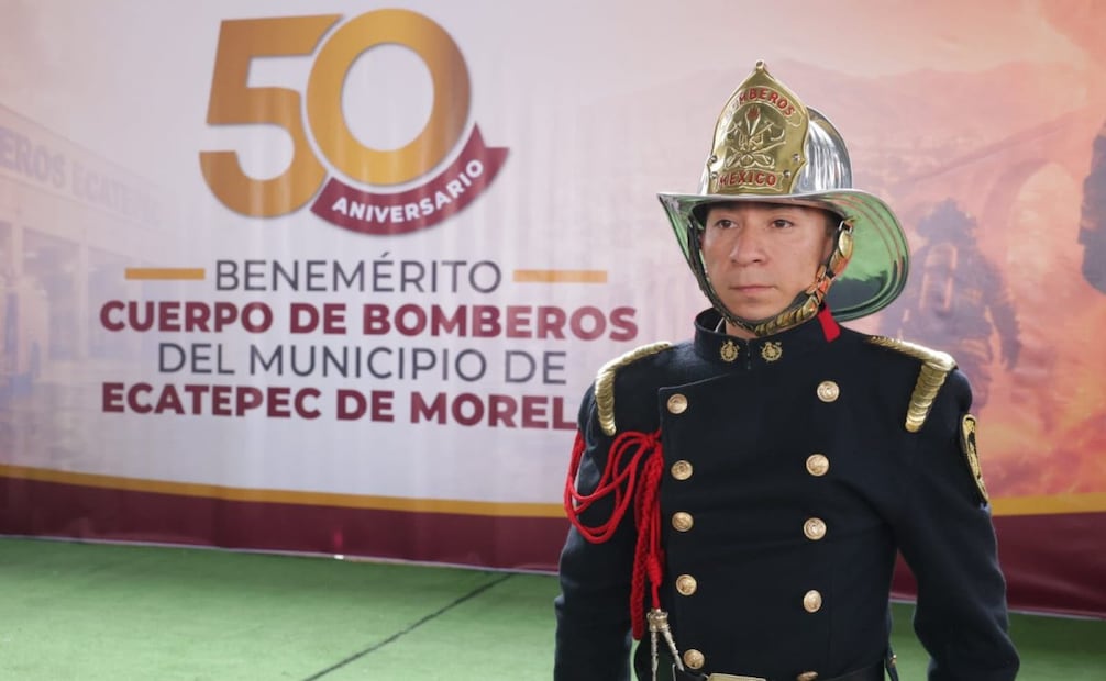 Bomberos de Ecatepec celebran 50 años de servicio; recuerdan décadas de atención a emergencias.
Foto: Especial.