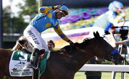 Mexican jockey becomes Triple Crown winner