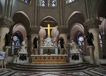 Reapertura de Notre Dame comenzará con un toque de puerta del arzobispo; estos son otros rituales que seguirán