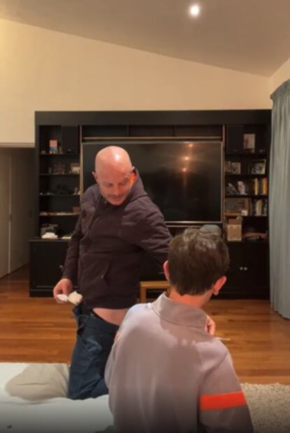 Tunden en redes a Facundo tras publicar un video donde es inyectado por su hijo