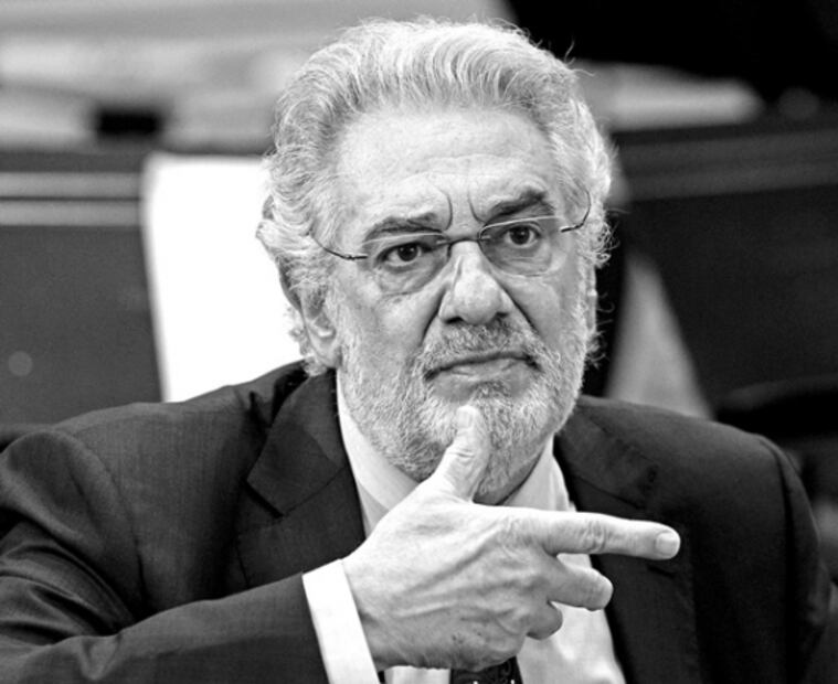 Denunciar a famosos da valor a víctimas